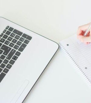 How to Write A 2,000 Word Blog with AI tools in 2 Hours (Or Less)