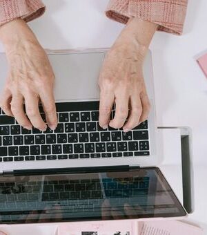 Back to Blogging: Productivity Tips for Part-Time Bloggers with Full Time Jobs
