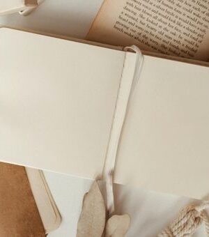 How to Write an Opening Line That’ll Hook Readers Instantly