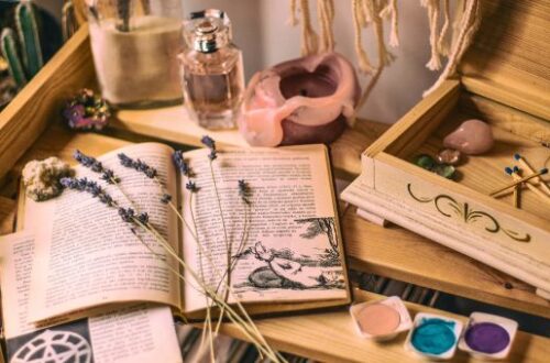 On Writing Prophecies and Chosen Ones (+ FREE Checklist)